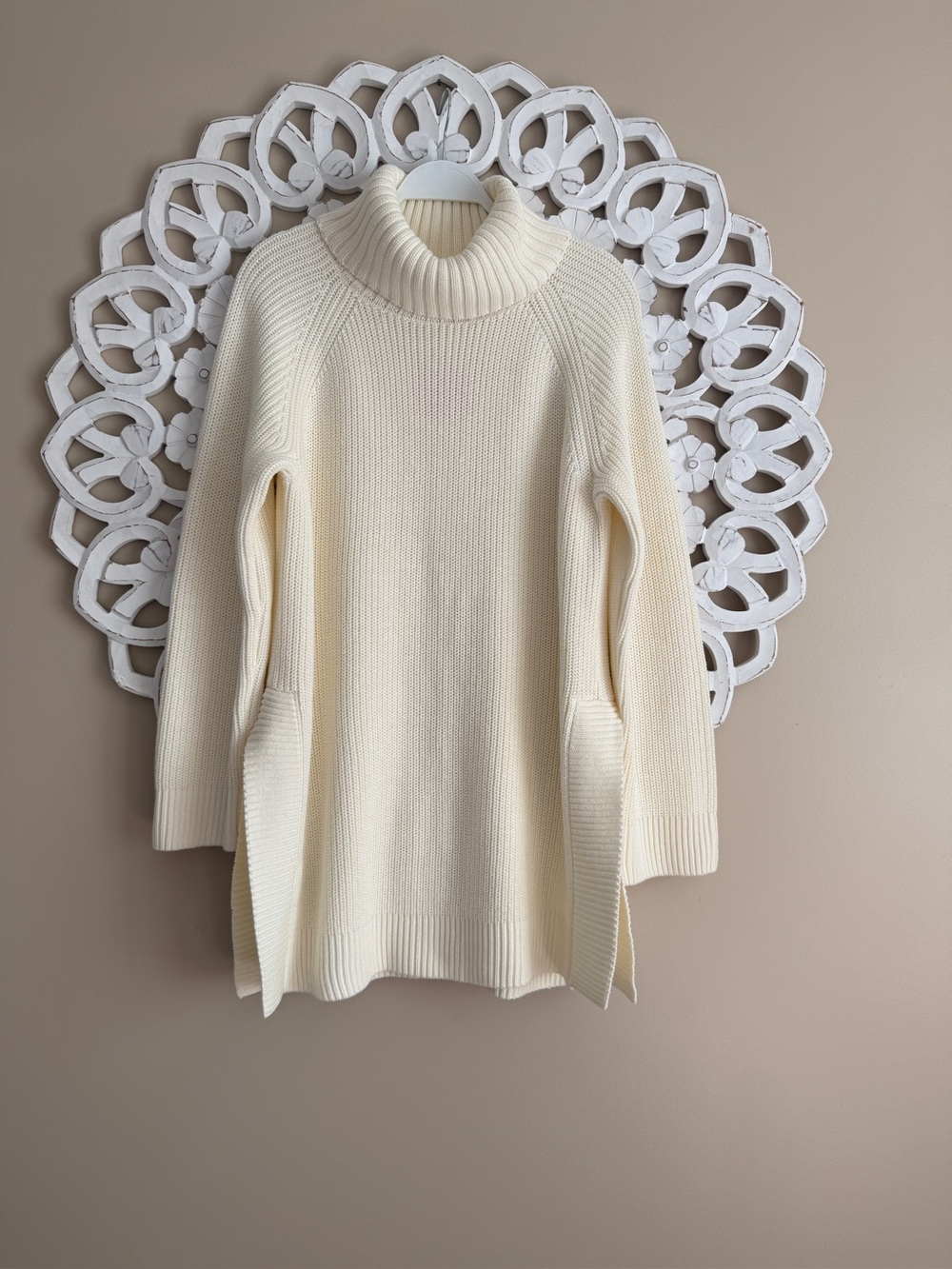 Kate Spade Long Cream Ribbed Turtleneck Sweater  Size L